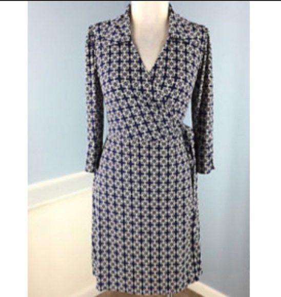 Laundry By Shelli Segal Dresses & Skirts - Laundry by Shelli Segal Wrap Dress NWT Sz M